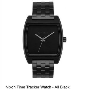 *NEW IN BOX* All Black Nixon Time Tracker